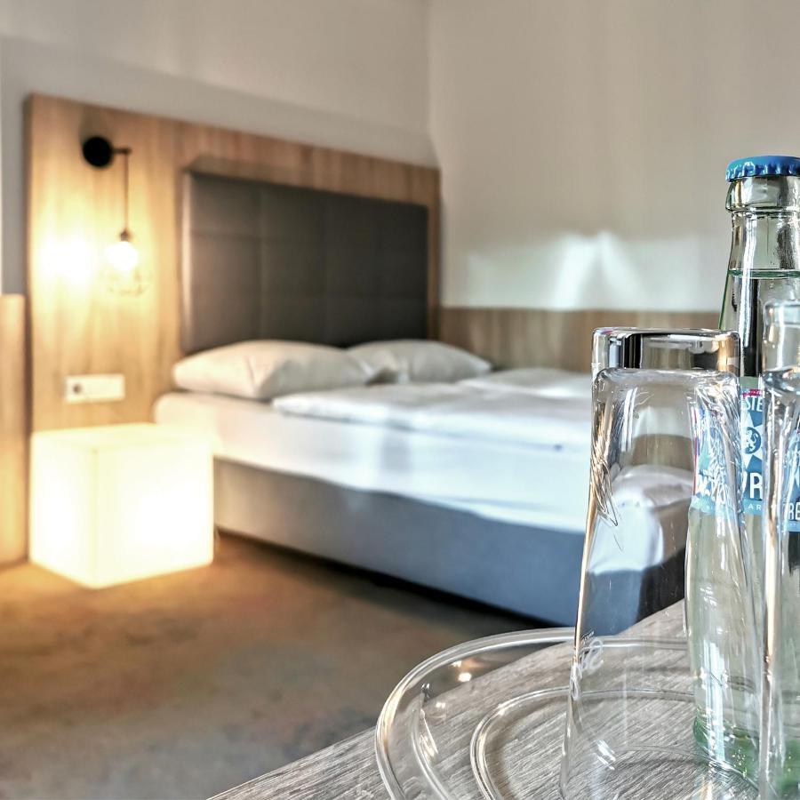 Plaza Hotel&living Frankfurt 3* Francoforte sul Meno