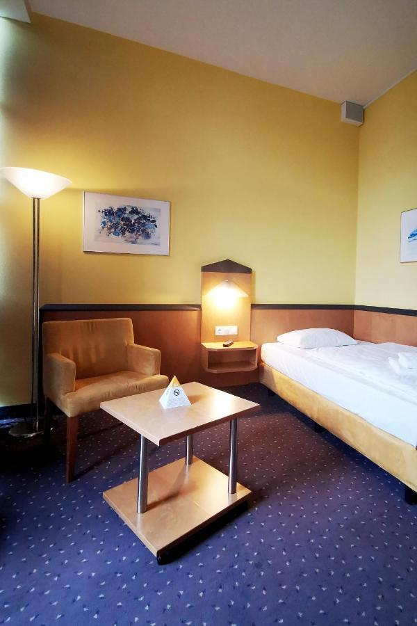 Plaza & Living Frankfurt Hotel 3*