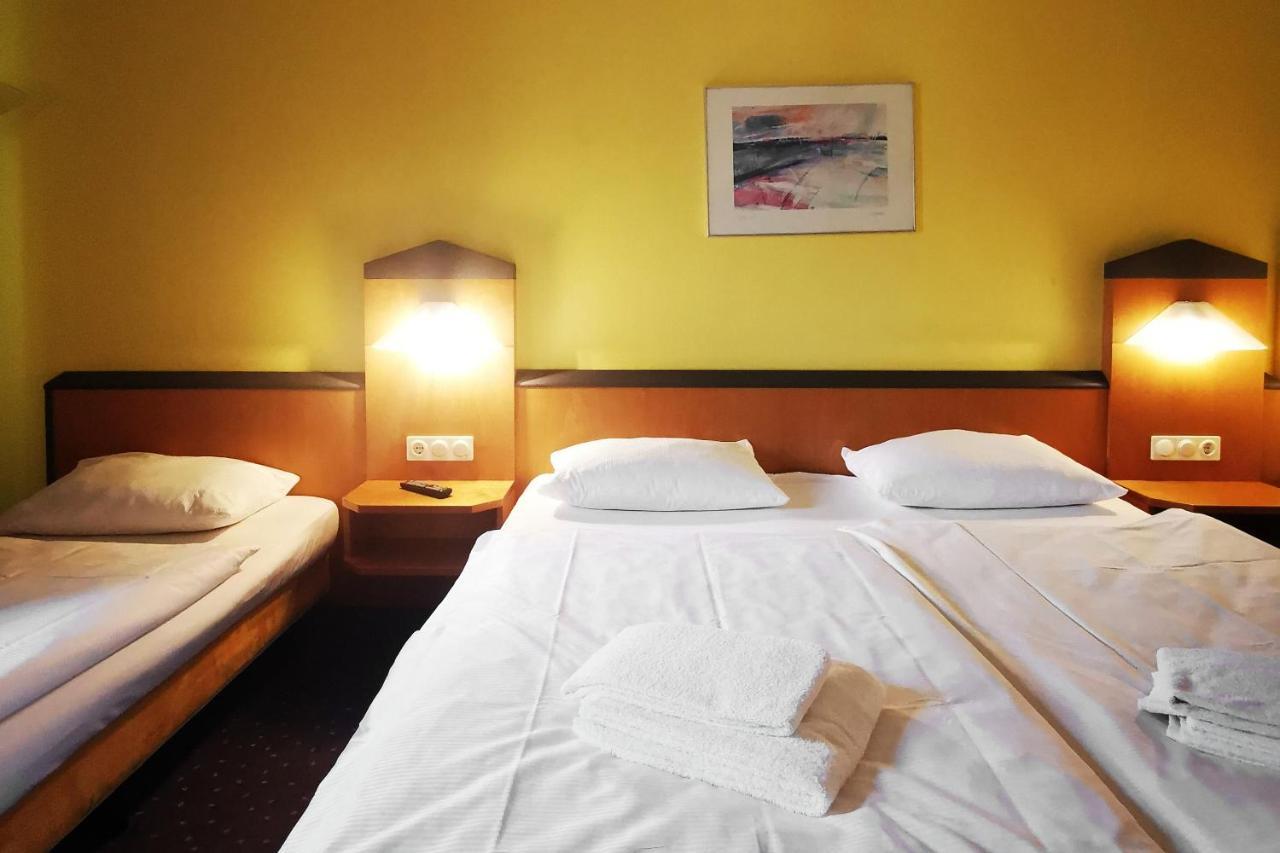 Plaza Hotel&living Frankfurt