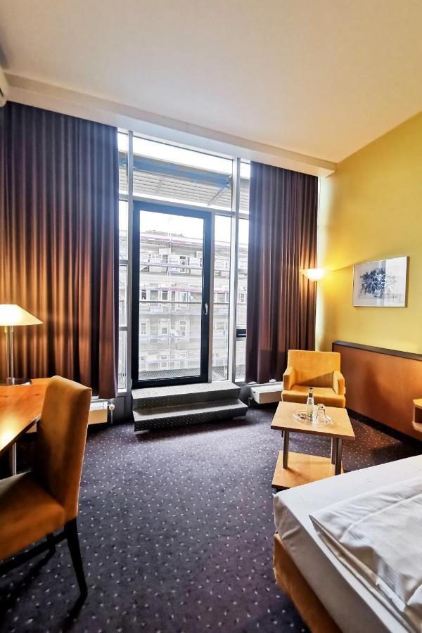 Plaza Hotel&living Frankfurt Frankfurt am Main