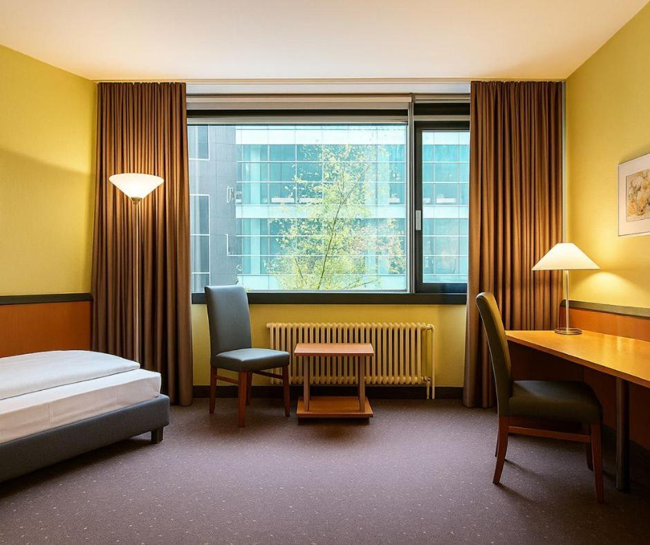 Hotel Plaza & Living Frankfurt