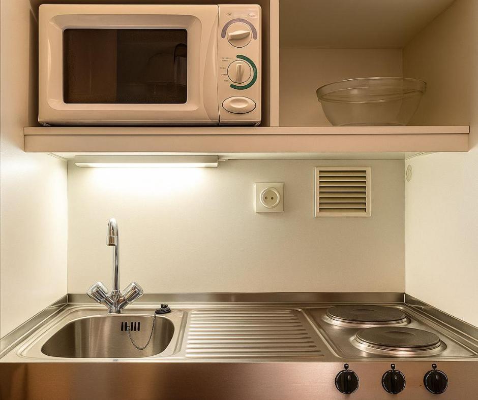 Plaza & Living Frankfurt Hotel 3*